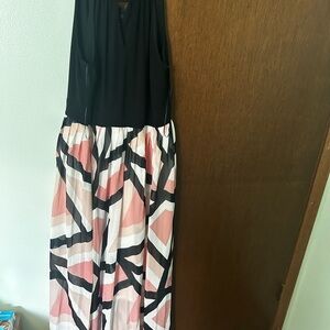 Sandra Darren Elegant Black Dress